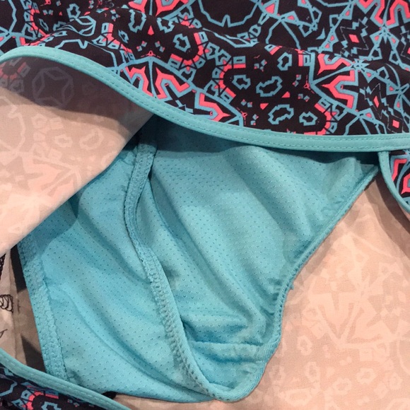 Fabletics XS shorts running yoga exercise NICE - Picture 7 of 7